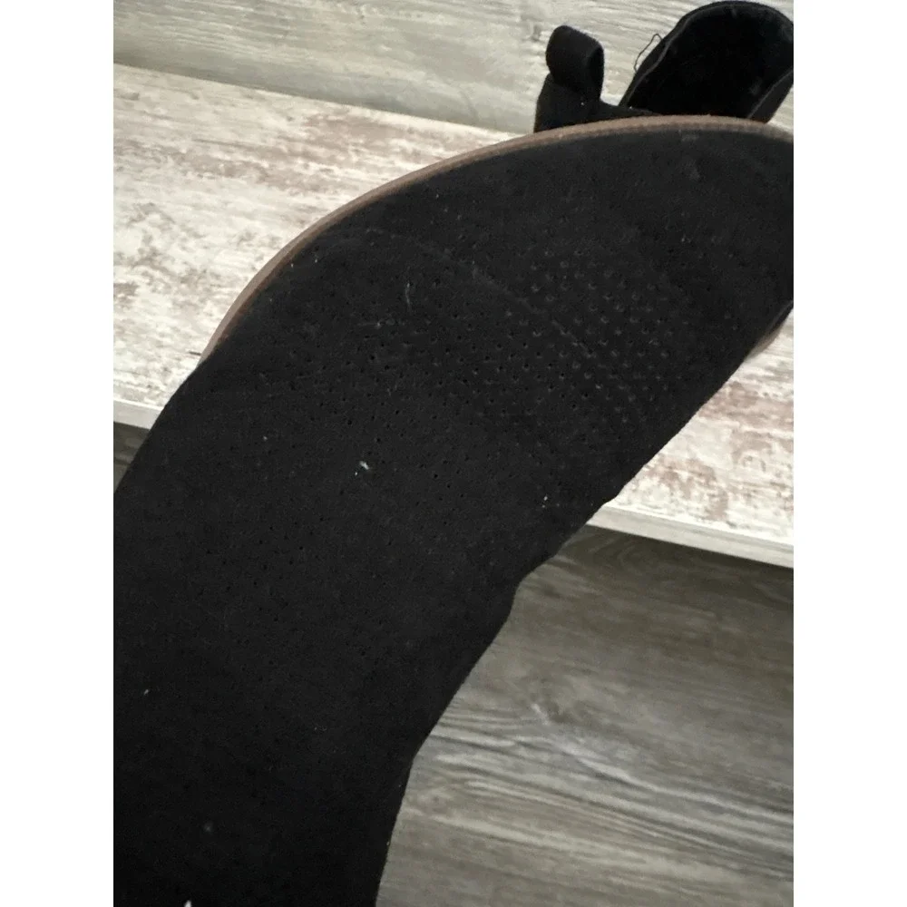 Style Co black Suede Perforated Cutout Ankle Booties Block size 8